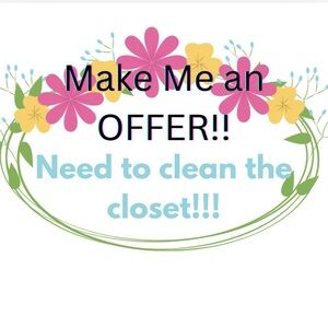 Make me an OFFER!! Come check My Closet!☺️
